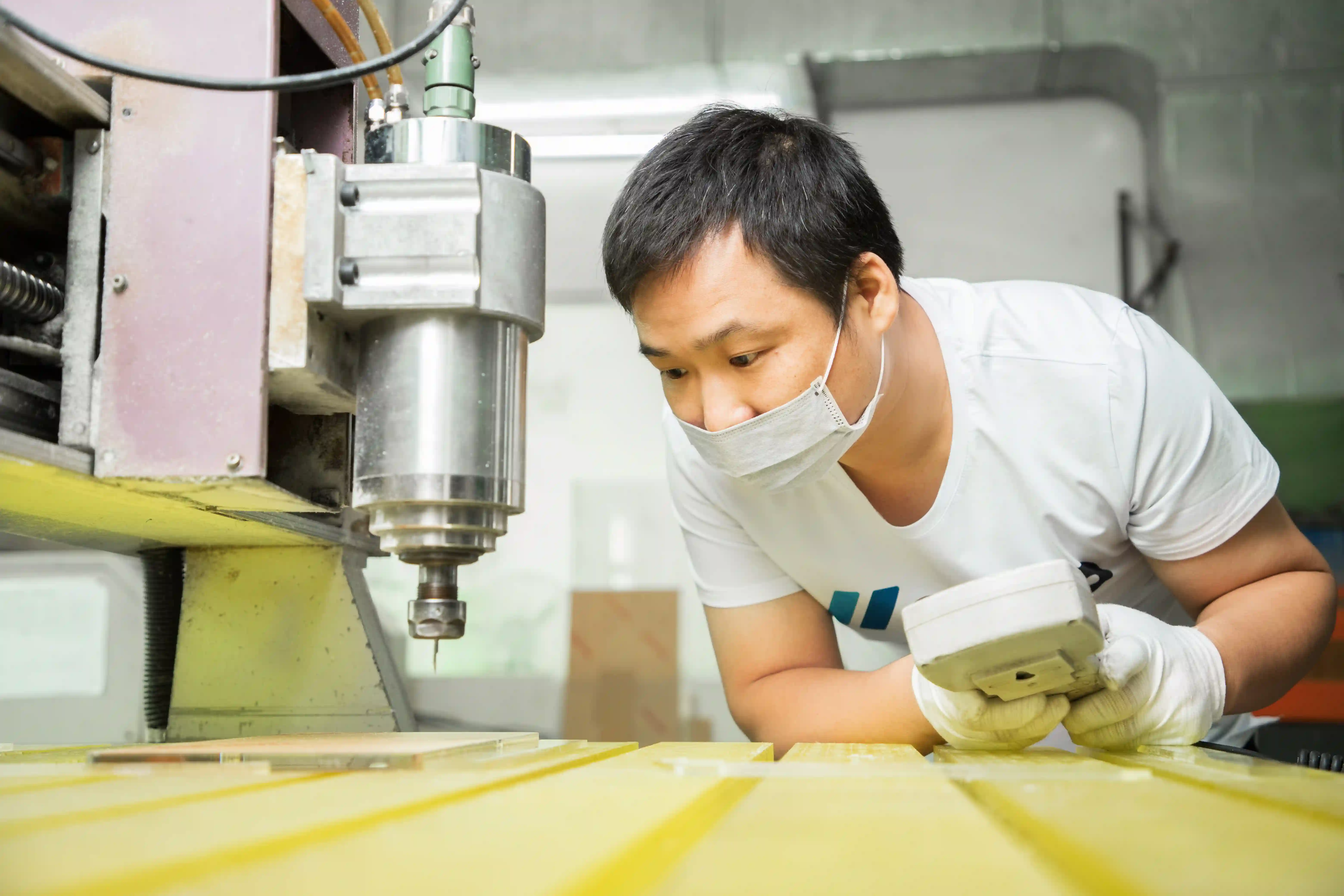 Wetop Acrylic CNC machining process on modern production line